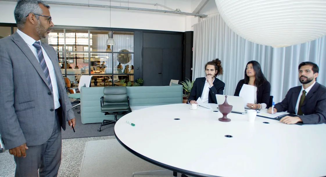 Meeting rooms for hybrid work: AV that just works