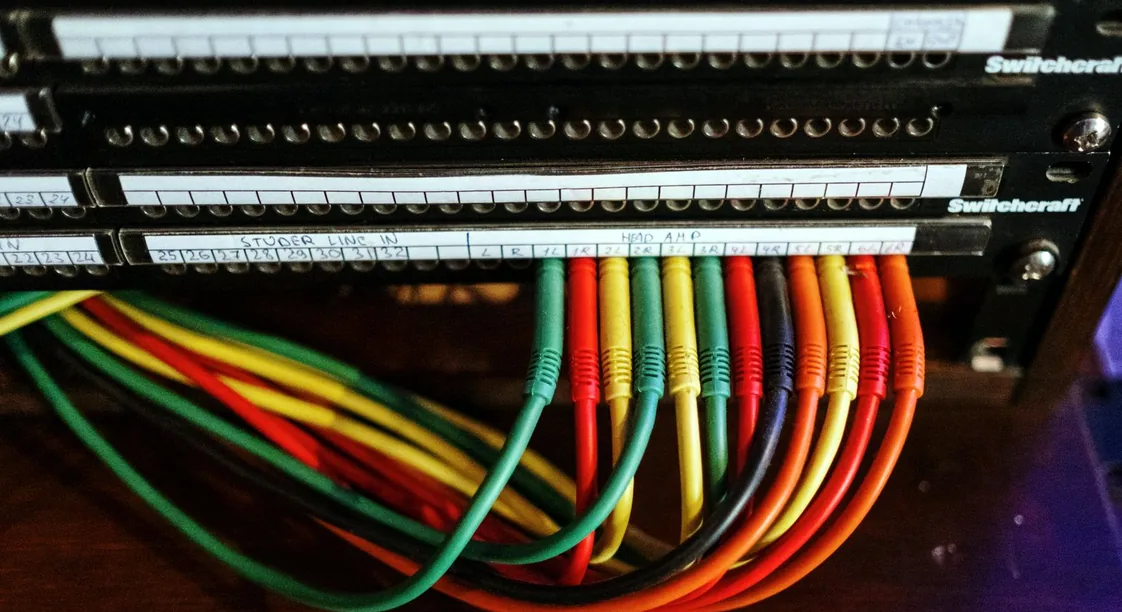 Structured Cabling Standards Explained: TIA-568 and ISO/IEC 11801