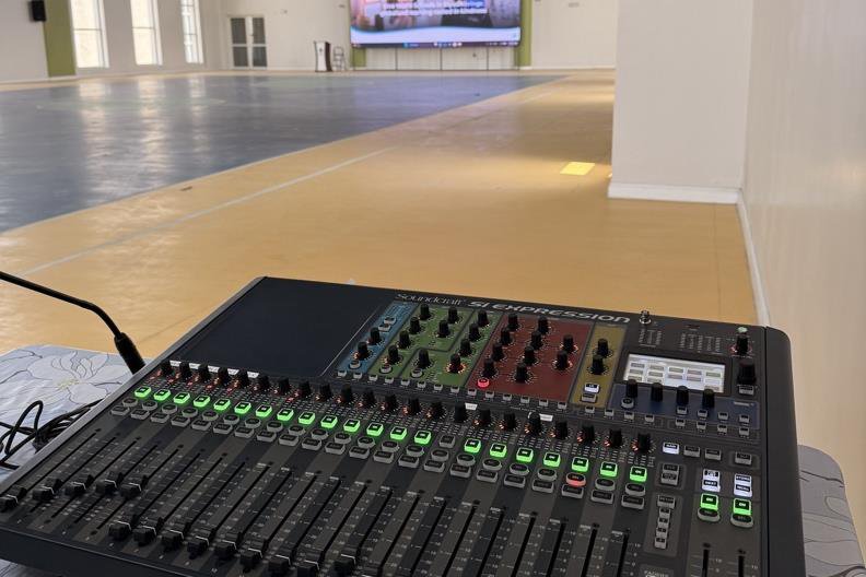 Soundcraft mixer, auditorium — OWIS Riyadh